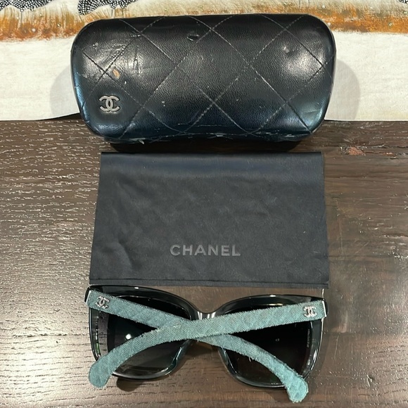 CHANEL Accessories - Gorgeous Chanel Sunglasses 🕶️